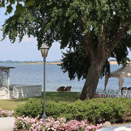 Hotel Faergekro *